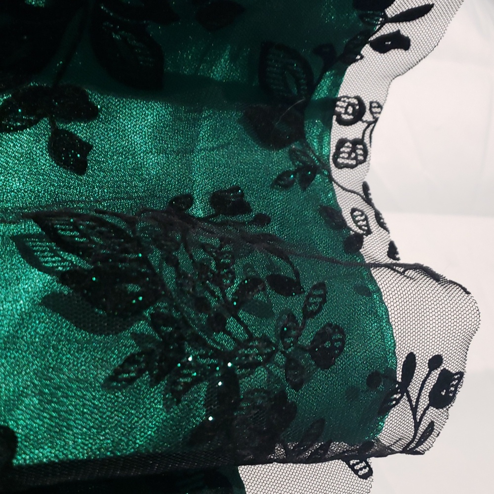 Girl' Elegant Green and Black Holiday Party Dress Size 10 Tulle Petticoat - Picture 4 of 16